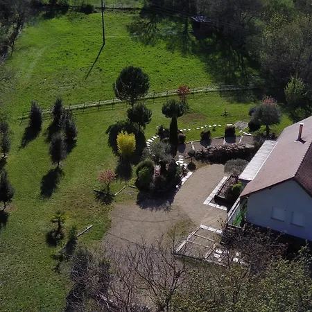 Βίλα Causses Cocottes 4 Epis De France Et 4 Etoiles Meuble De Tourisme Maison D'architecte Sur 5800 M2 De Terrain *