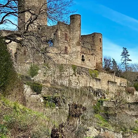 Βίλα Causses Cocottes 4 Epis De France Et 4 Etoiles Meuble De Tourisme Maison D'architecte Sur 5800 M2 De Terrain *